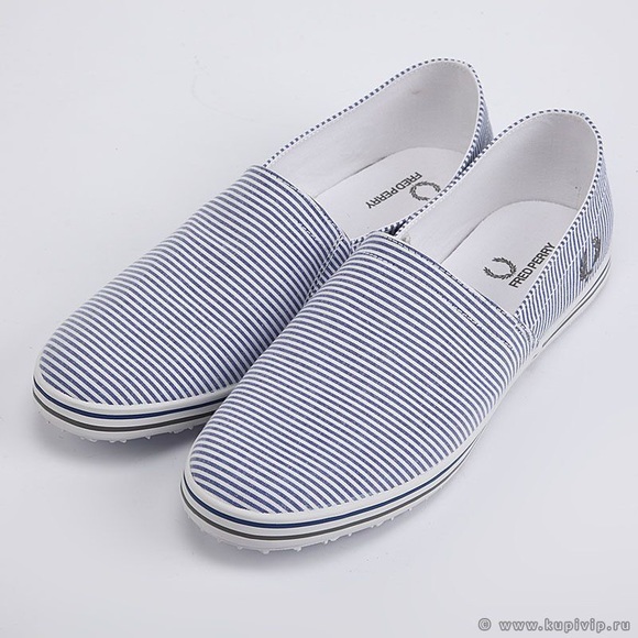 fred perry slip on shoes